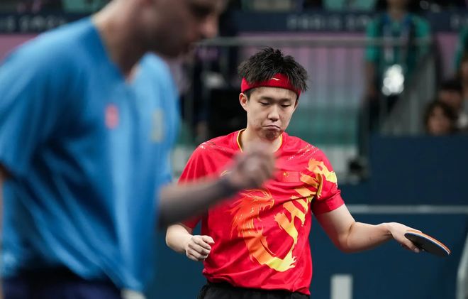 引出了裁判 引出了裁判