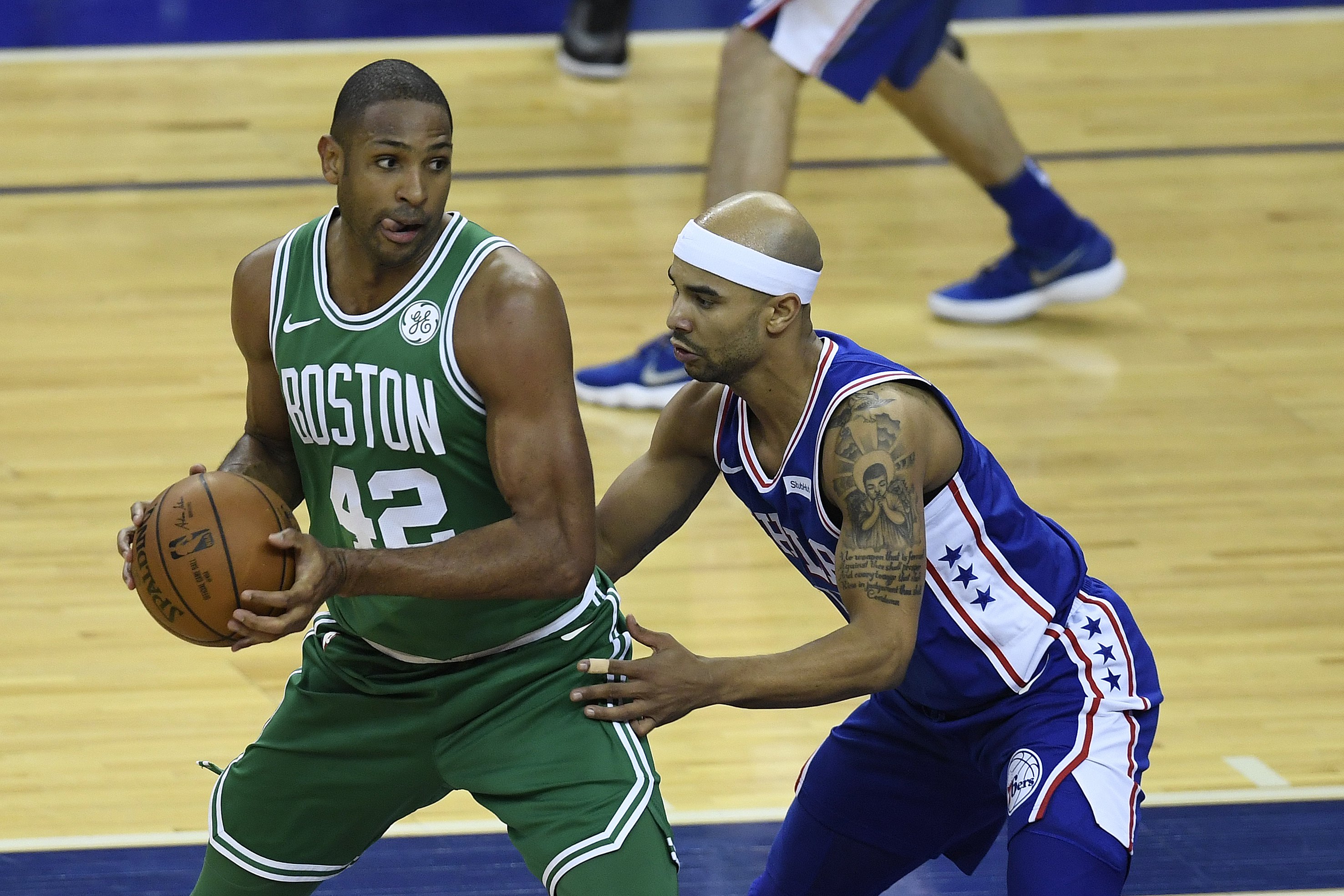 篮板卡位 篮板卡位